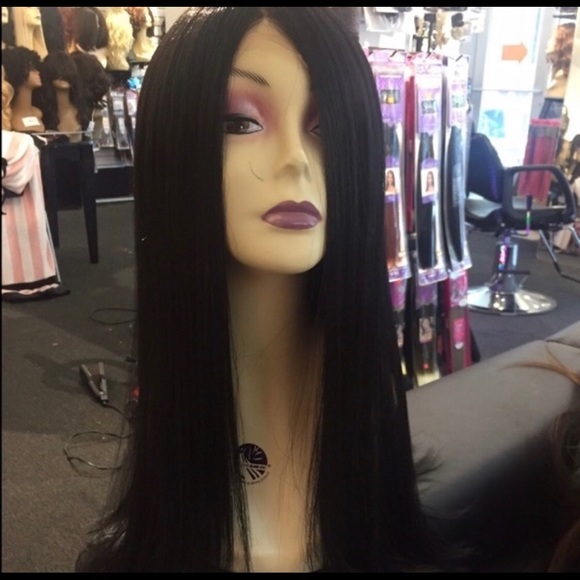 Accessories - Black lacefront wig Accessories - Black lacefront wig